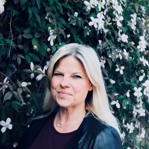 A portrait of Ella Harper