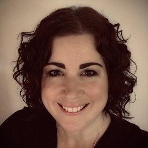 A portrait of Nina Kaye