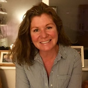A portrait of Rachel Lynch