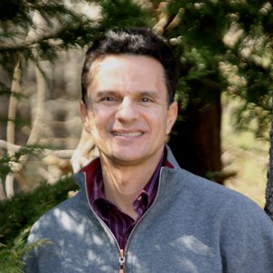 A portrait of Rick Campbell
