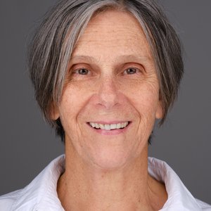A portrait of Ros Carne